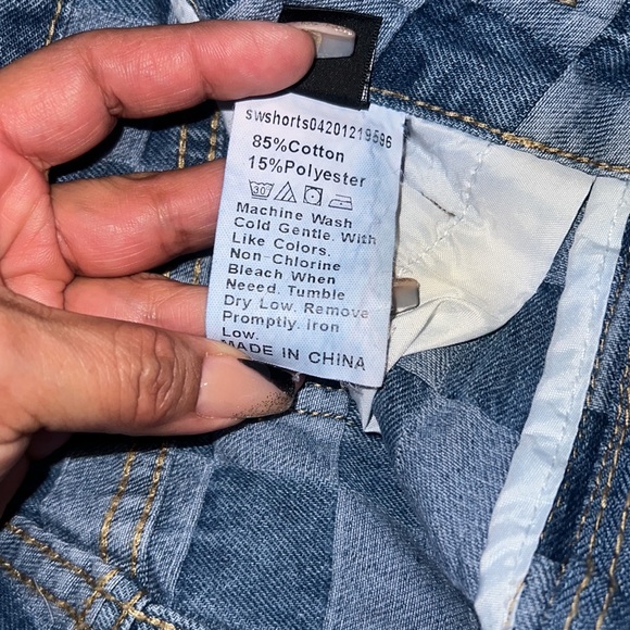 SHEIN - High-waisted blocked pattern shorts - Picture 6 of 6